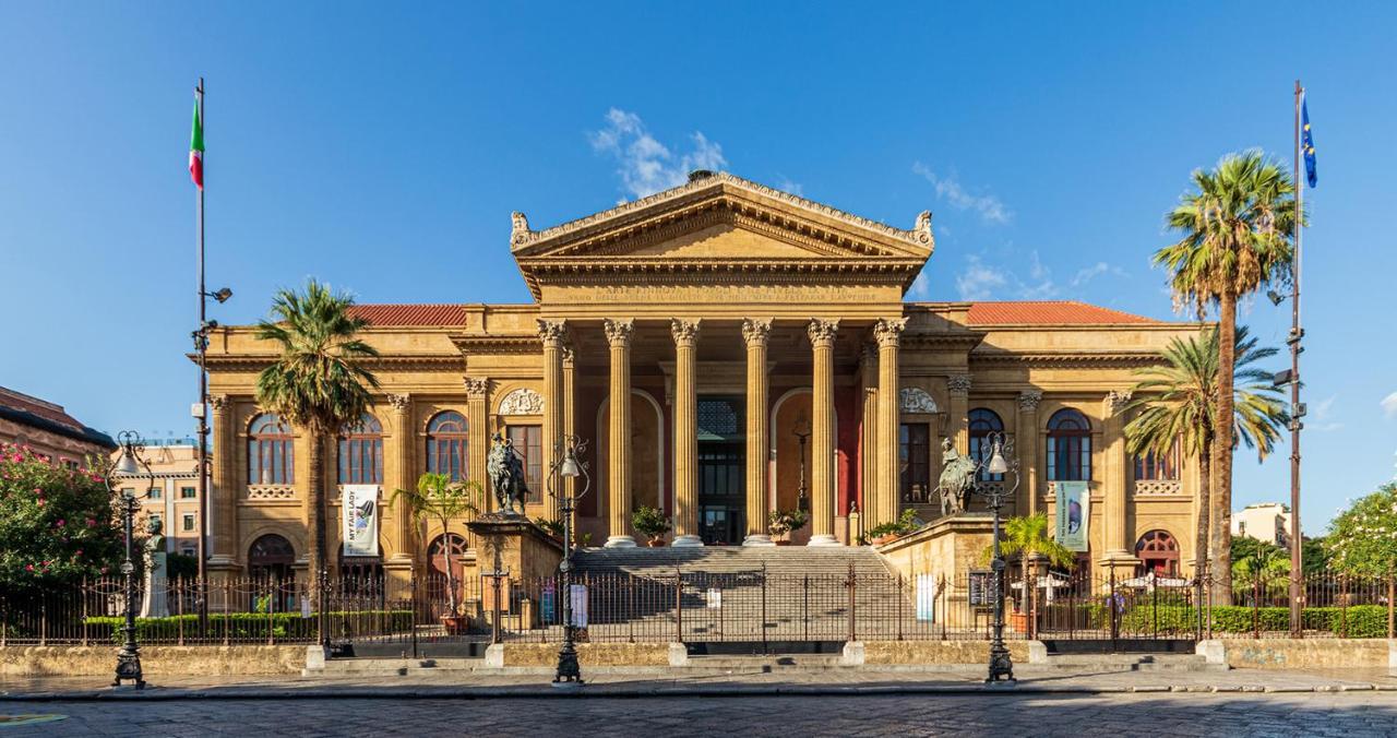 Le Stanze Dei Tesori - Luxury Rooms Palermo Exterior photo